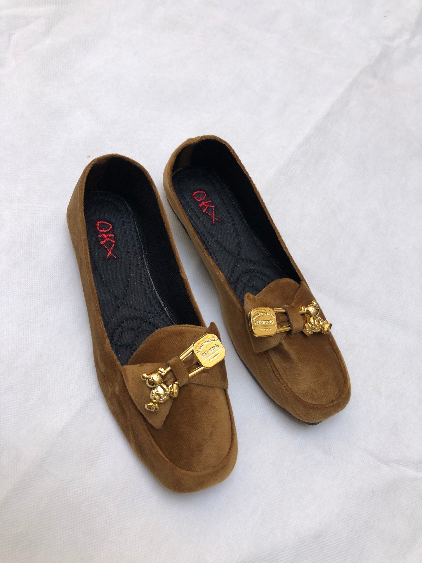 MM52-POSH PUMPS