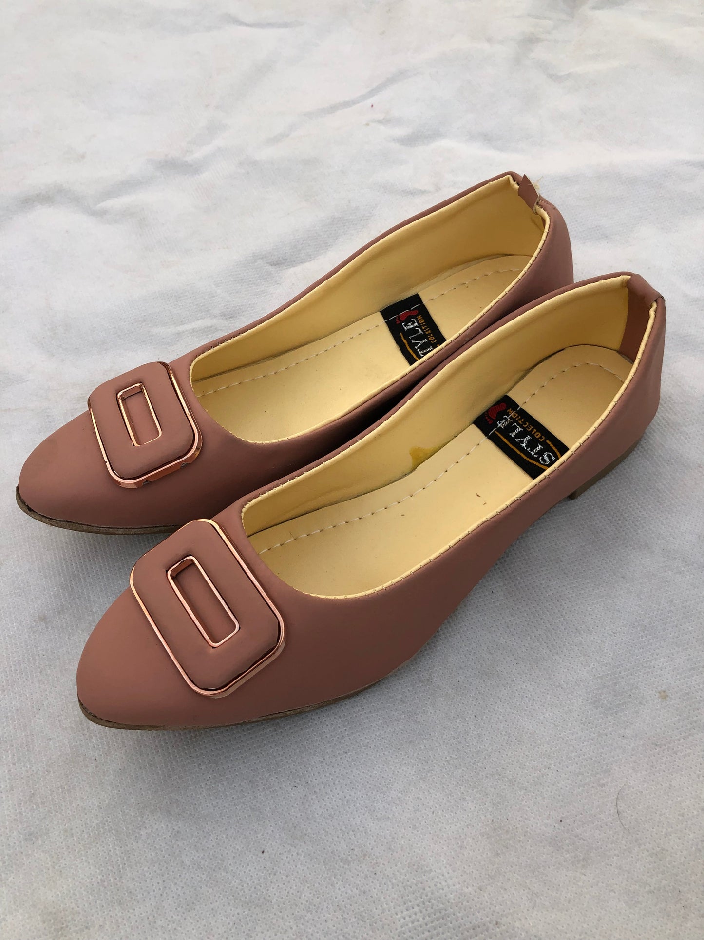 MM51- POSH PUMPS