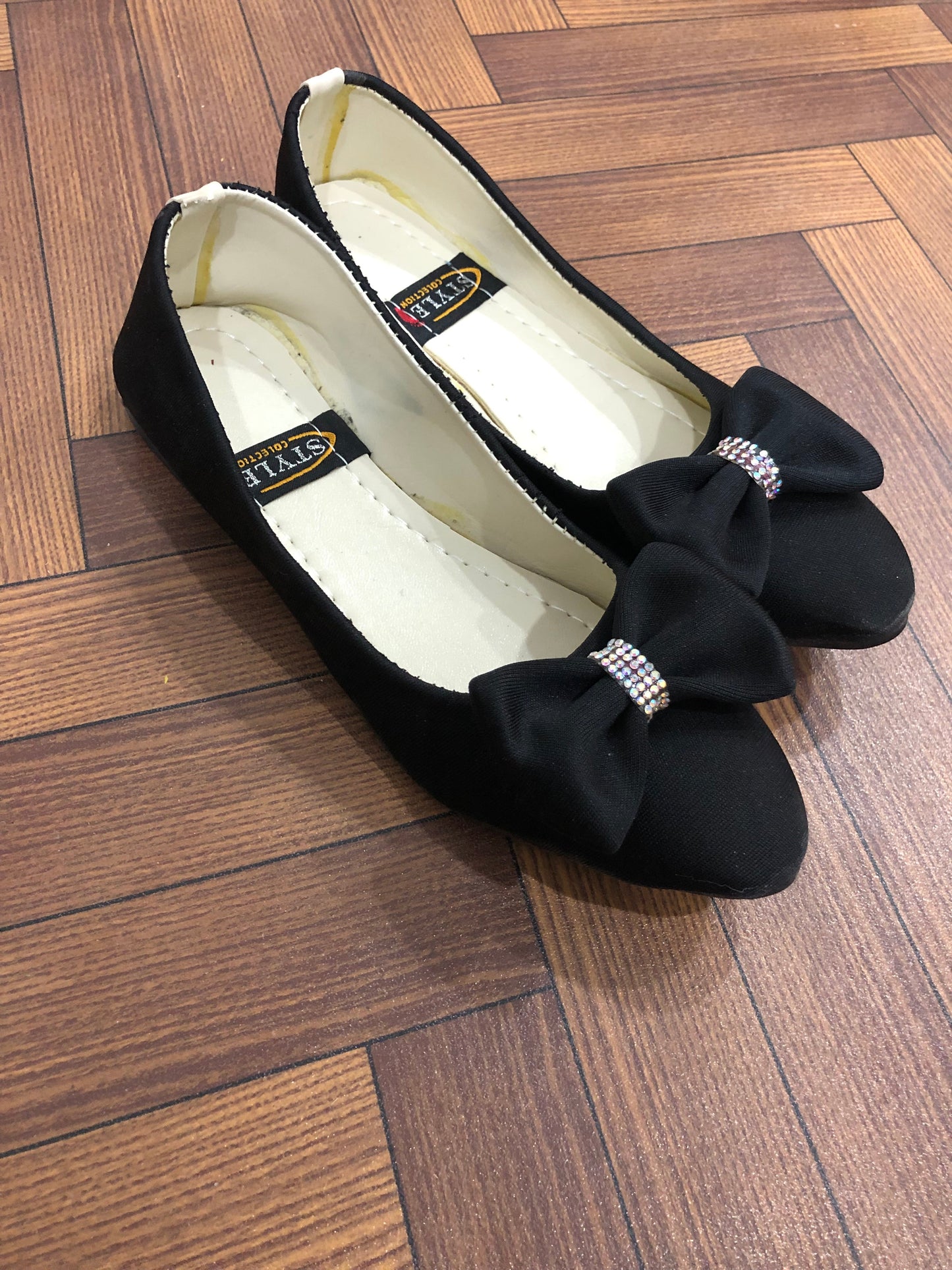MM566 - POSH PUMPS