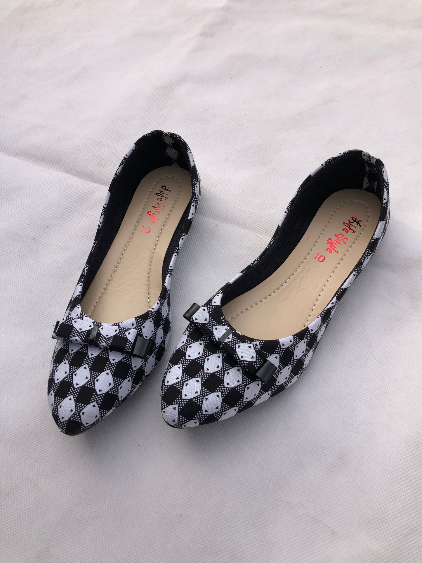 MM59-POSH PUMPS