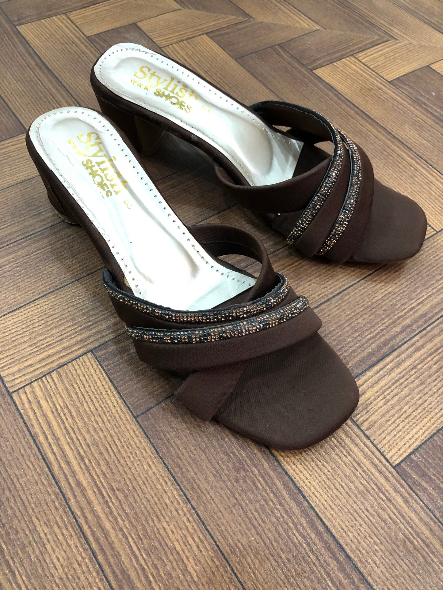 MM052- BLOCK HEEL