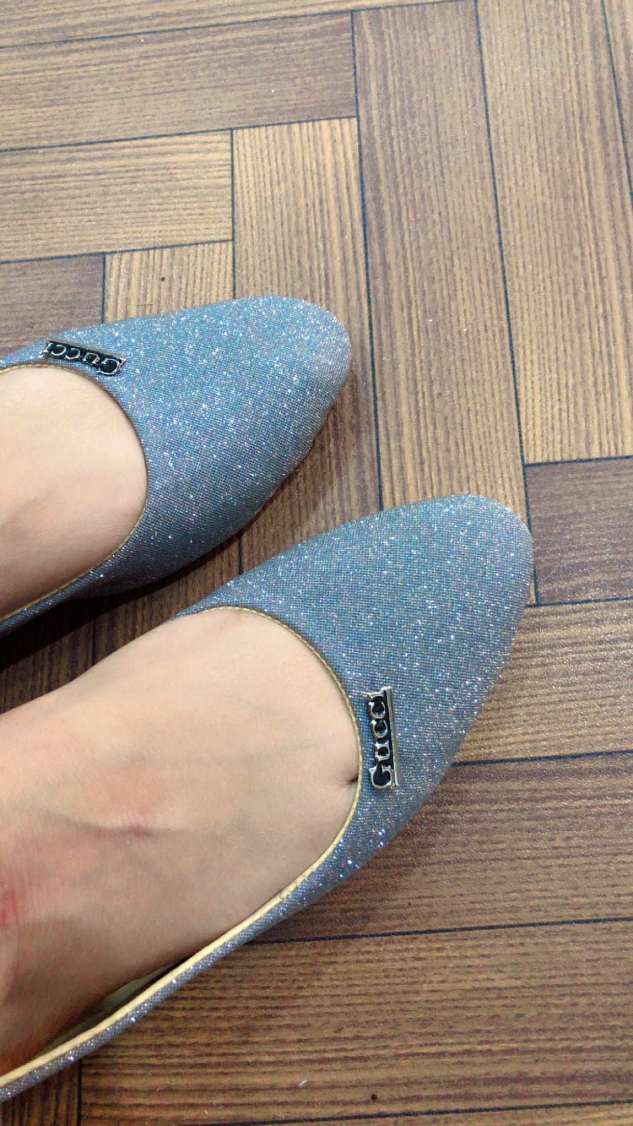 MM57 - POSH PUMPS
