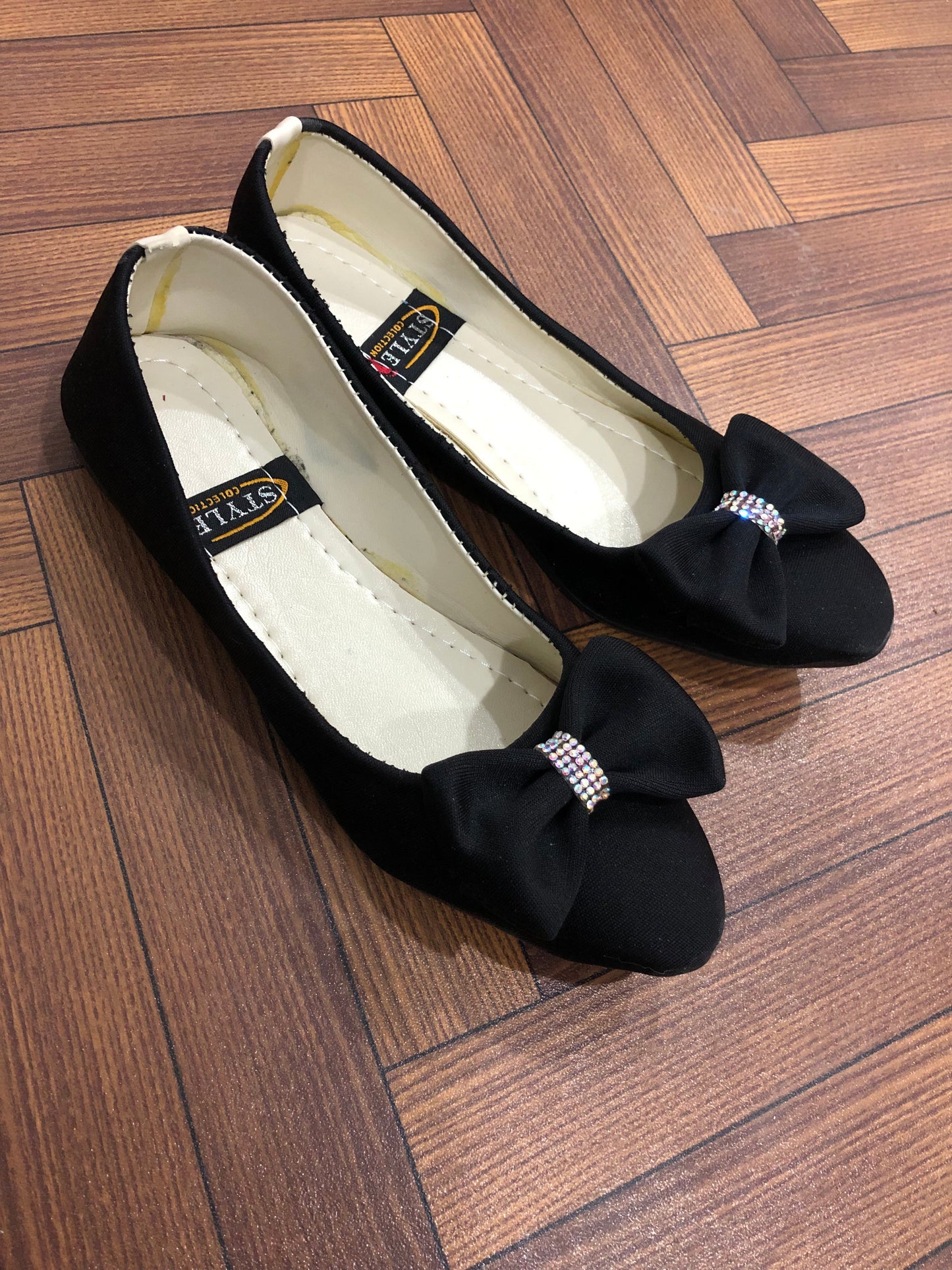 MM566 - POSH PUMPS