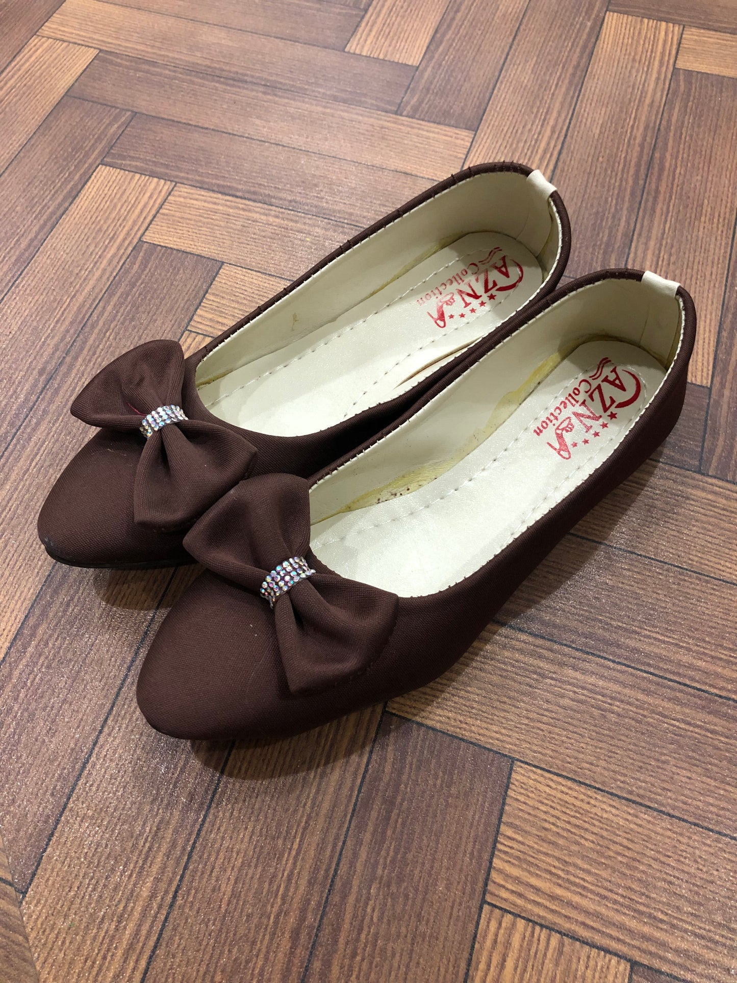 MM563 - POSH PUMPS