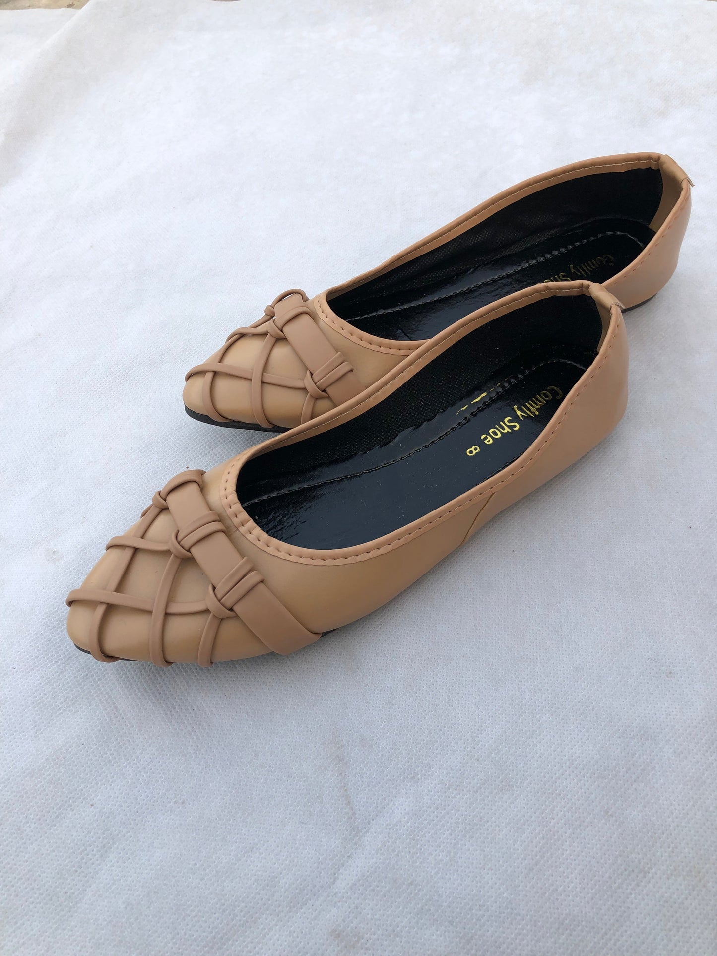 MM407-POSH PUMPS