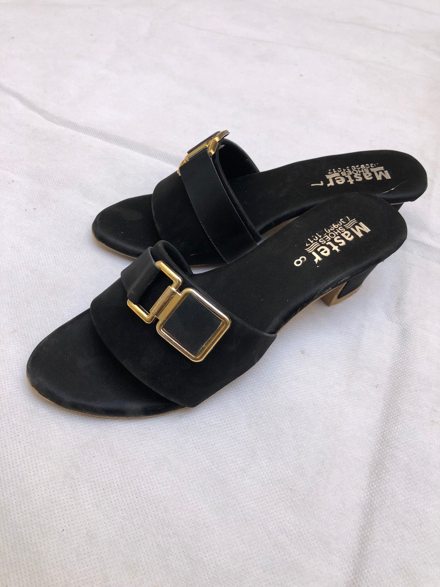 MM08- BLOCK HEEL