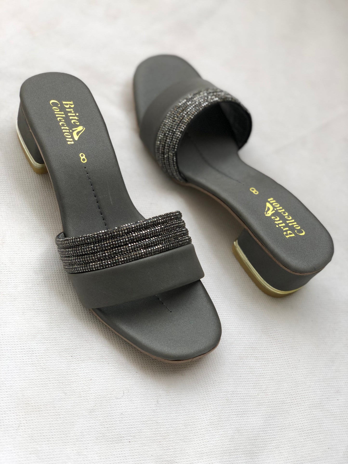 MM056- BLOCK HEEL
