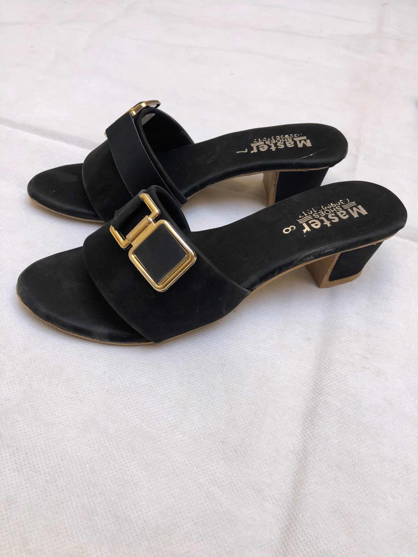 MM08- BLOCK HEEL