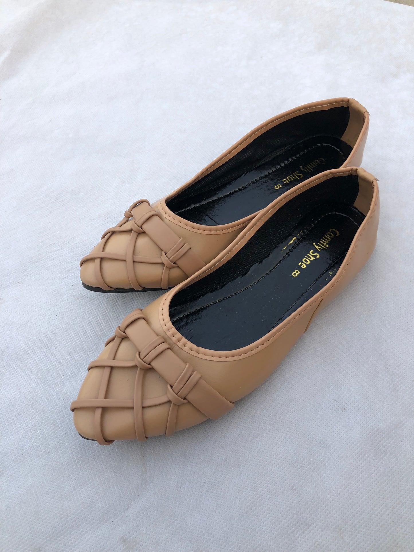 MM407-POSH PUMPS