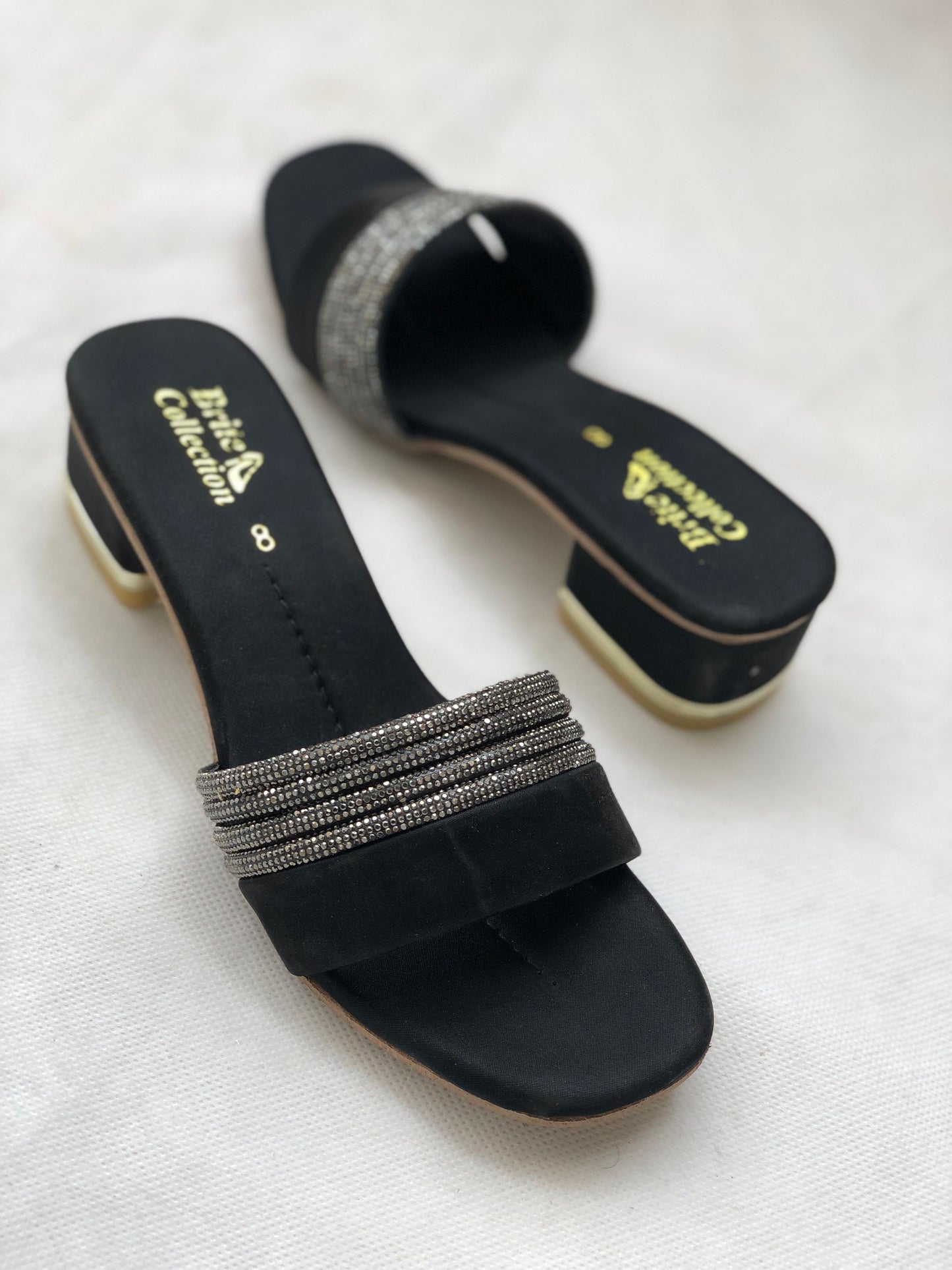 MM052- BLOCK HEEL