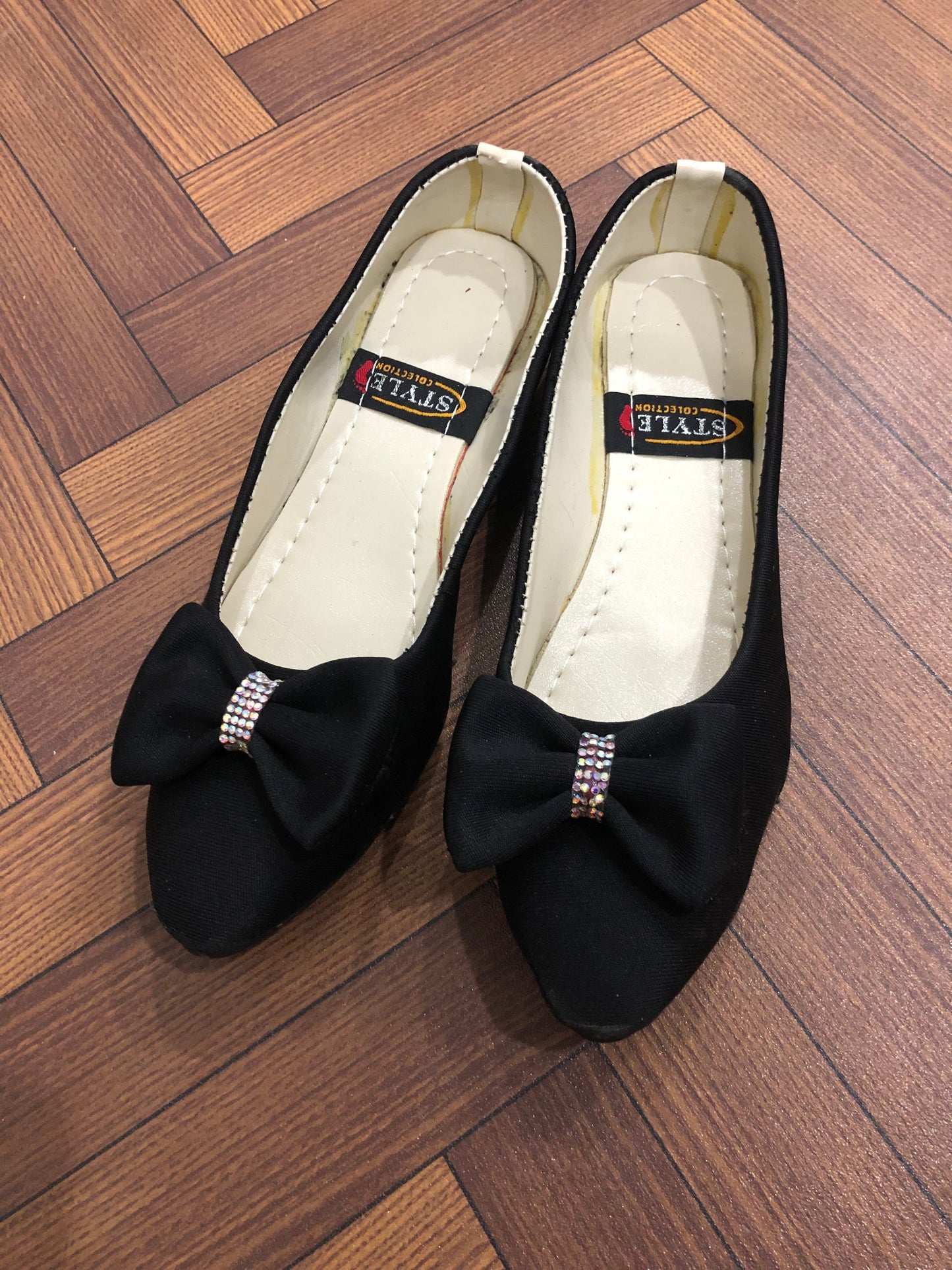 MM566 - POSH PUMPS