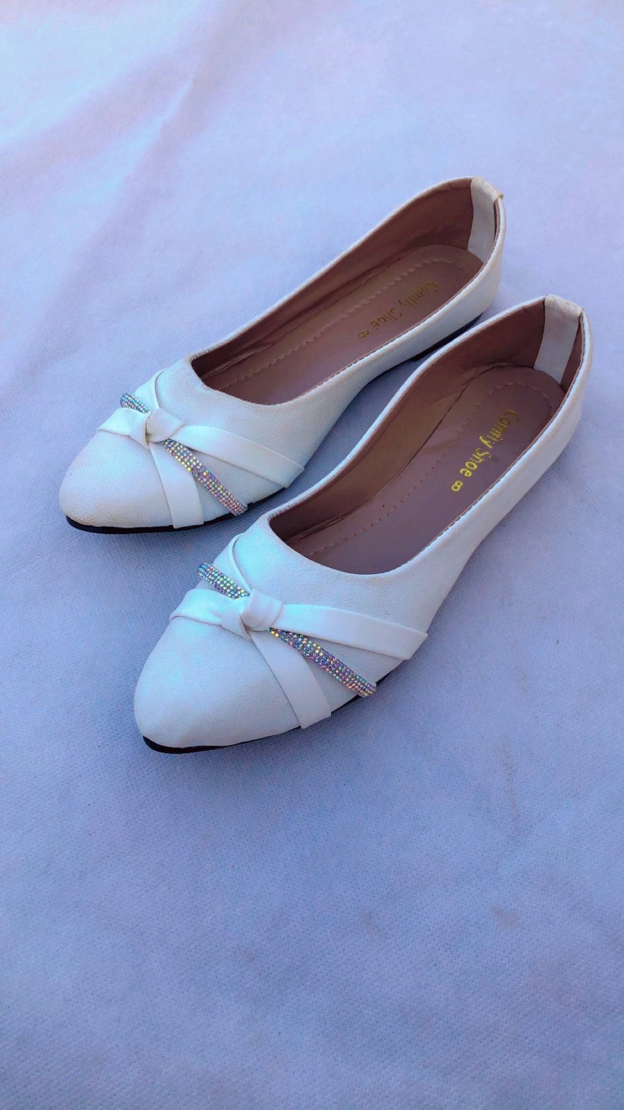 MM409-POSH PUMPS