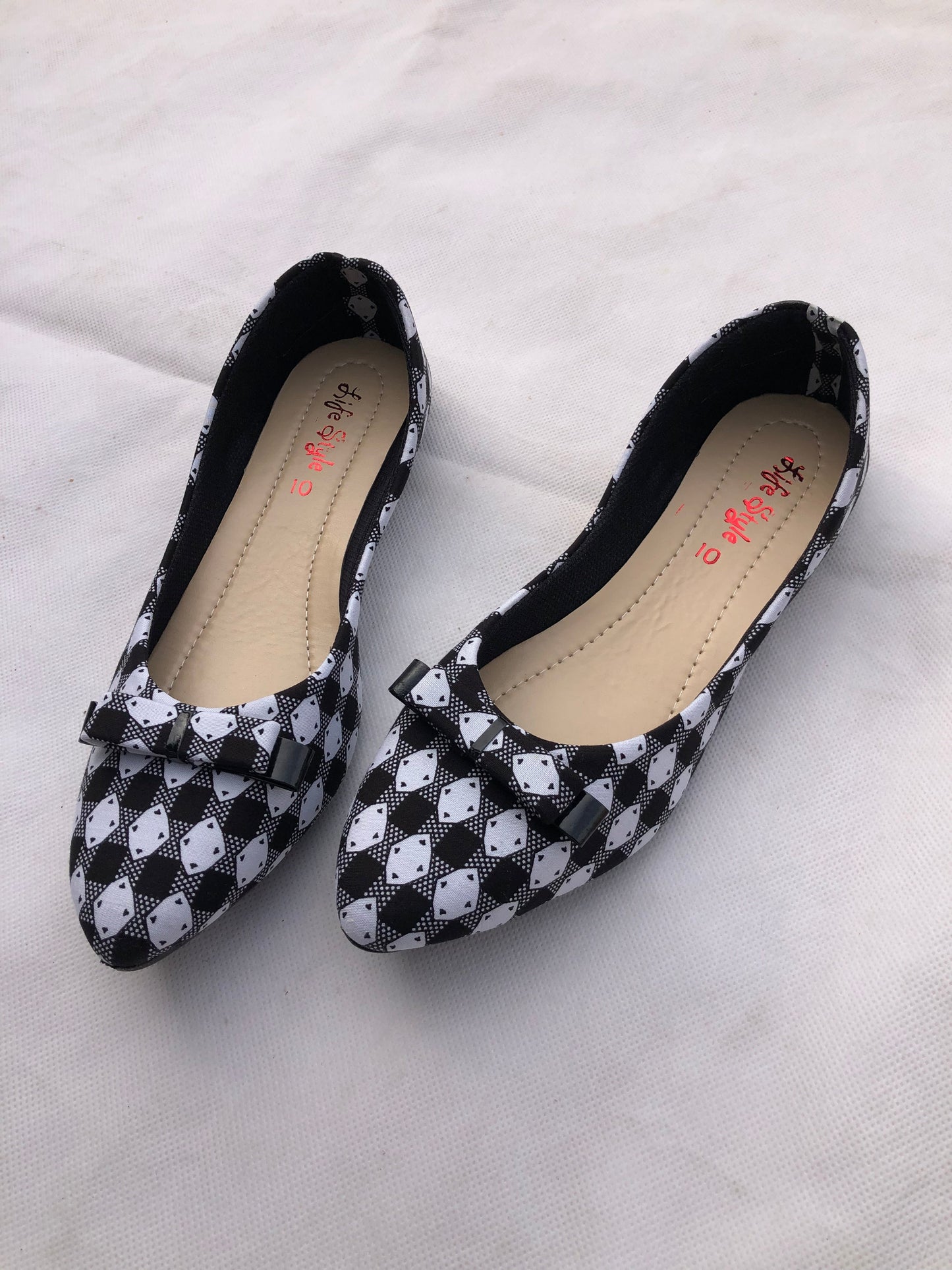 MM59-POSH PUMPS