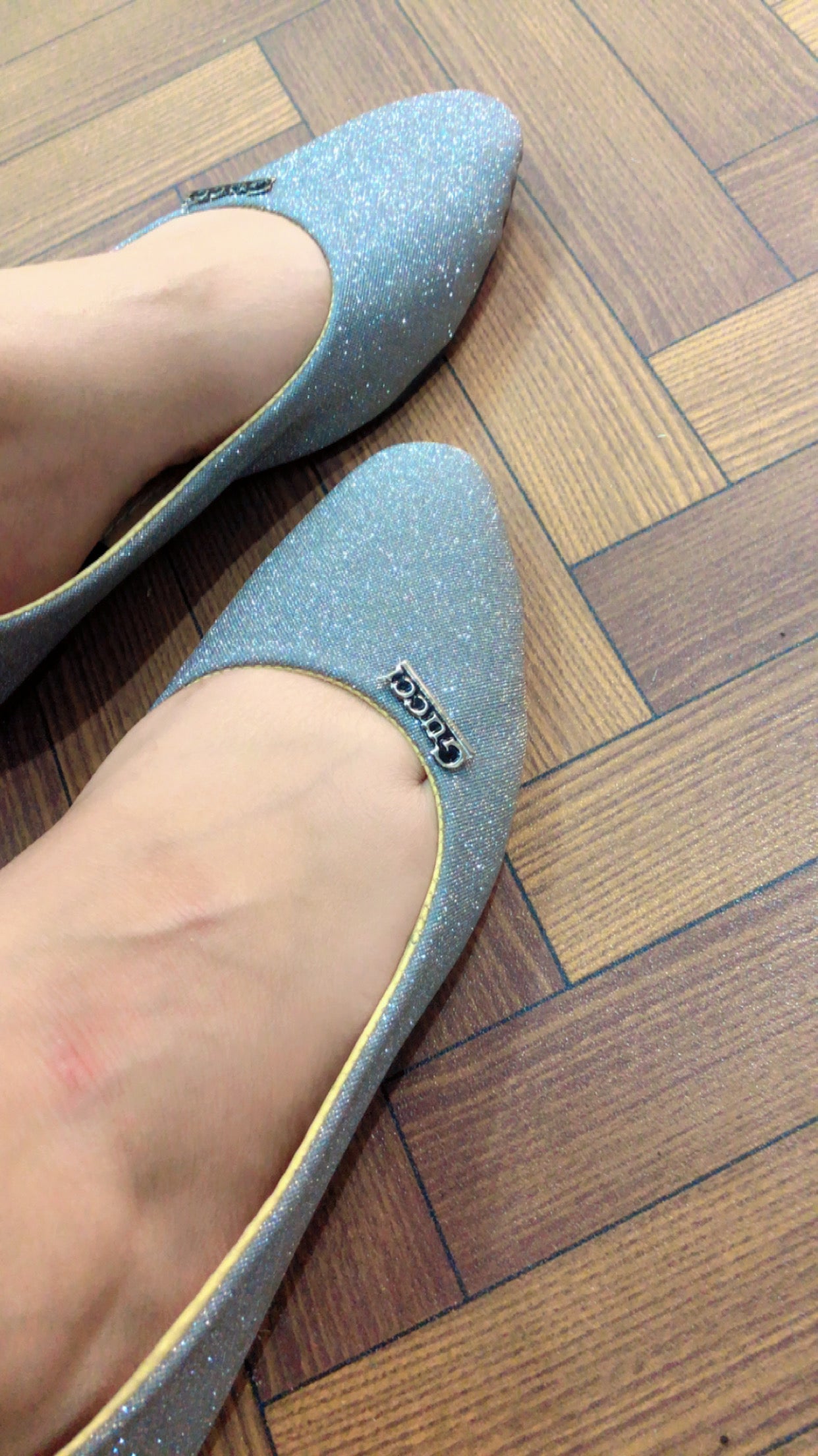MM57 - POSH PUMPS