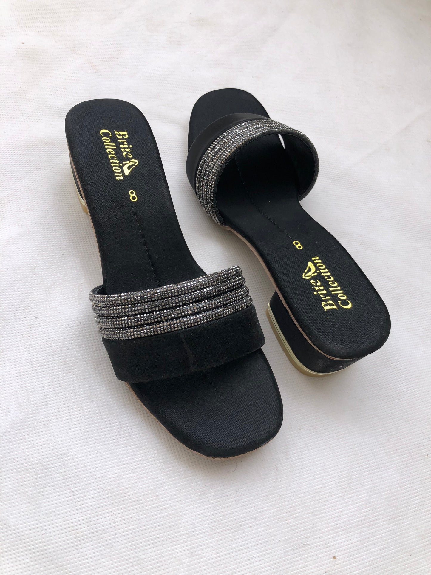 MM052- BLOCK HEEL