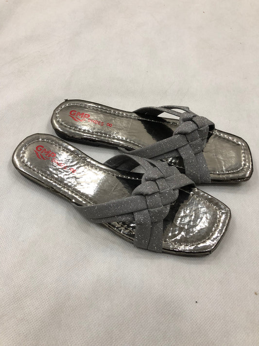 MM427- SLIDES
