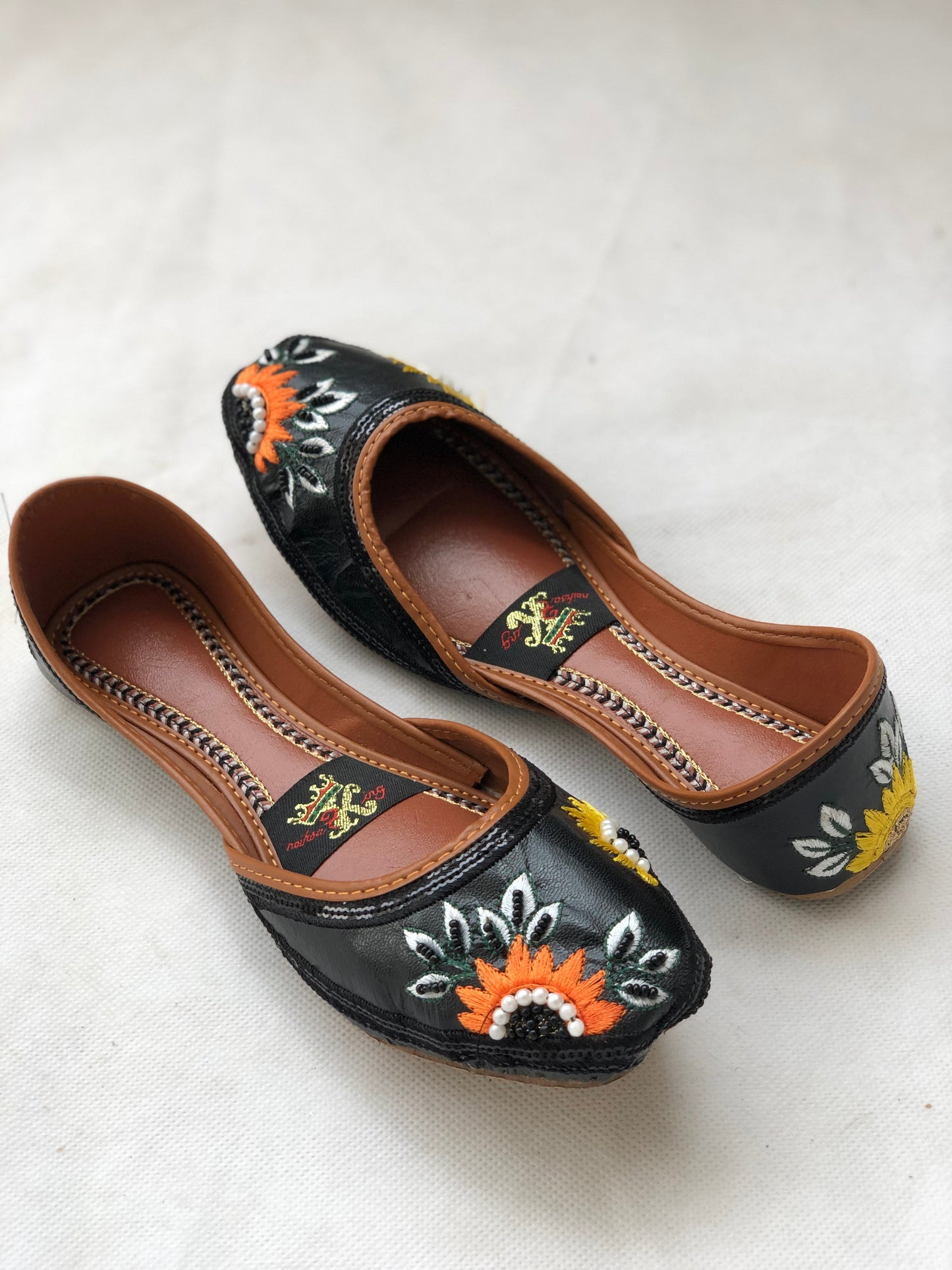 MM98-FANCY KHUSSA