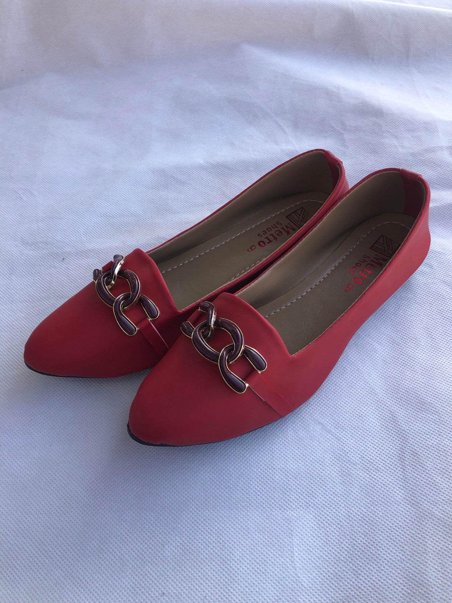 MM48-POSH PUMPS