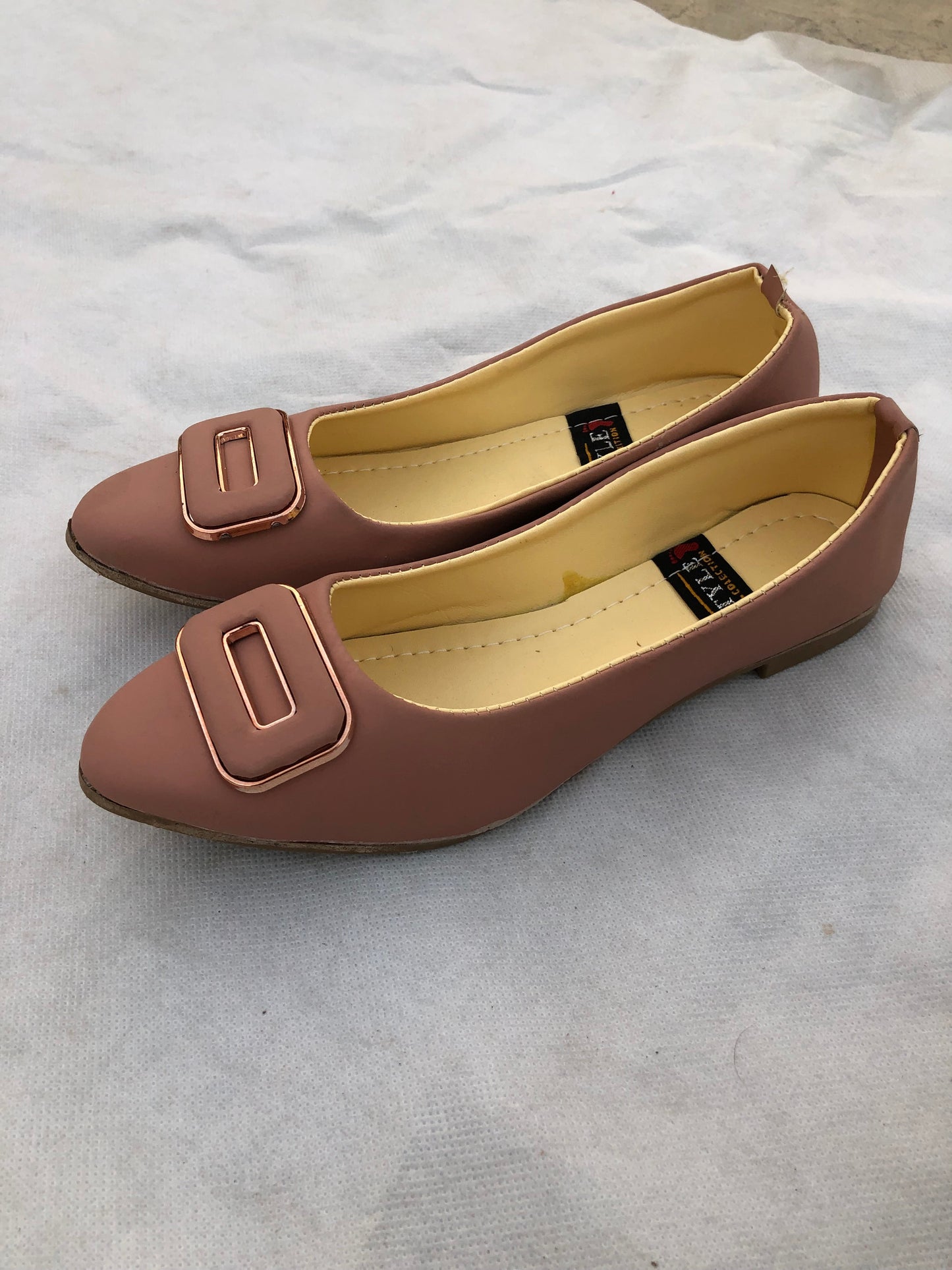 MM51- POSH PUMPS
