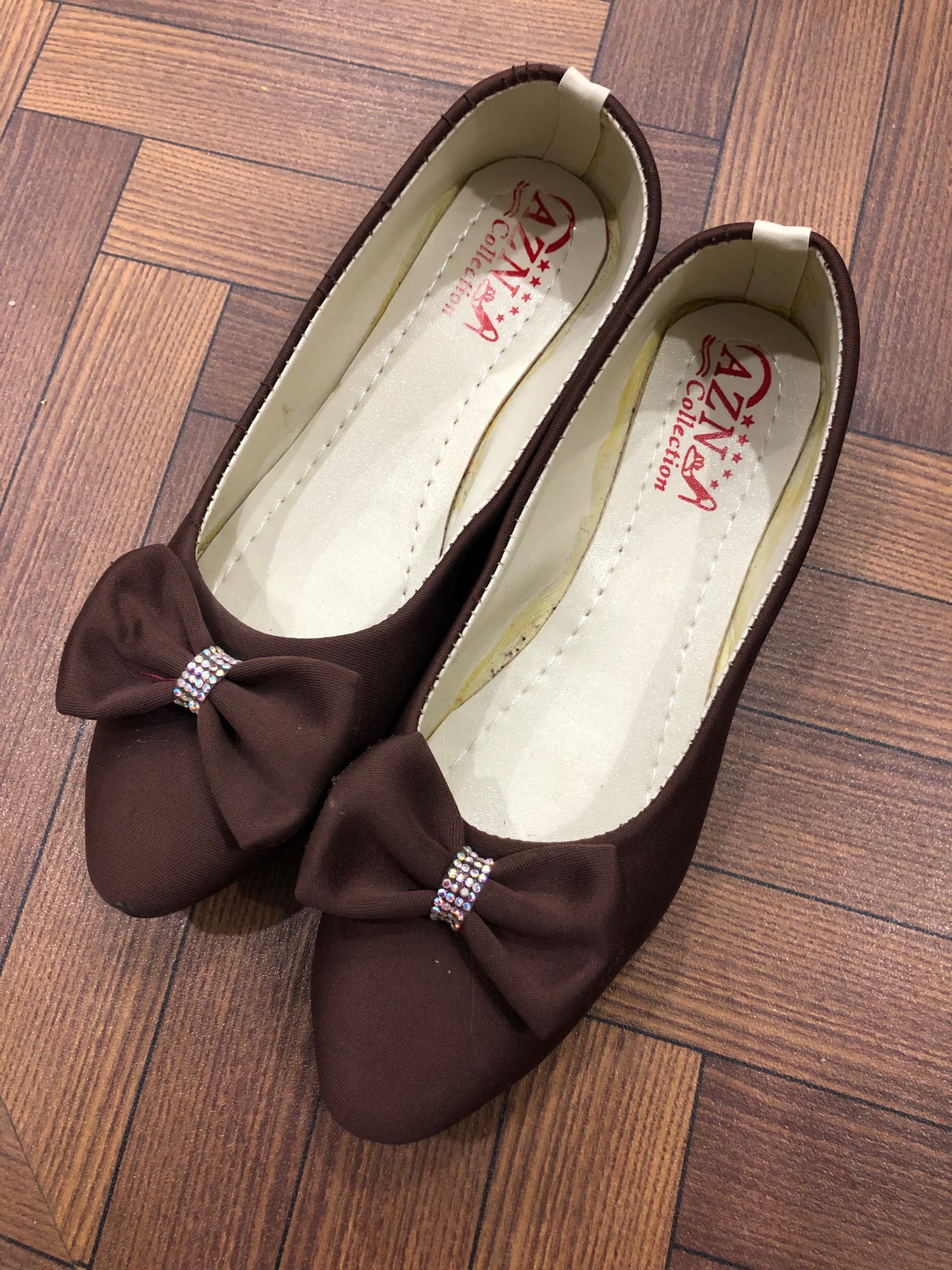 MM563 - POSH PUMPS