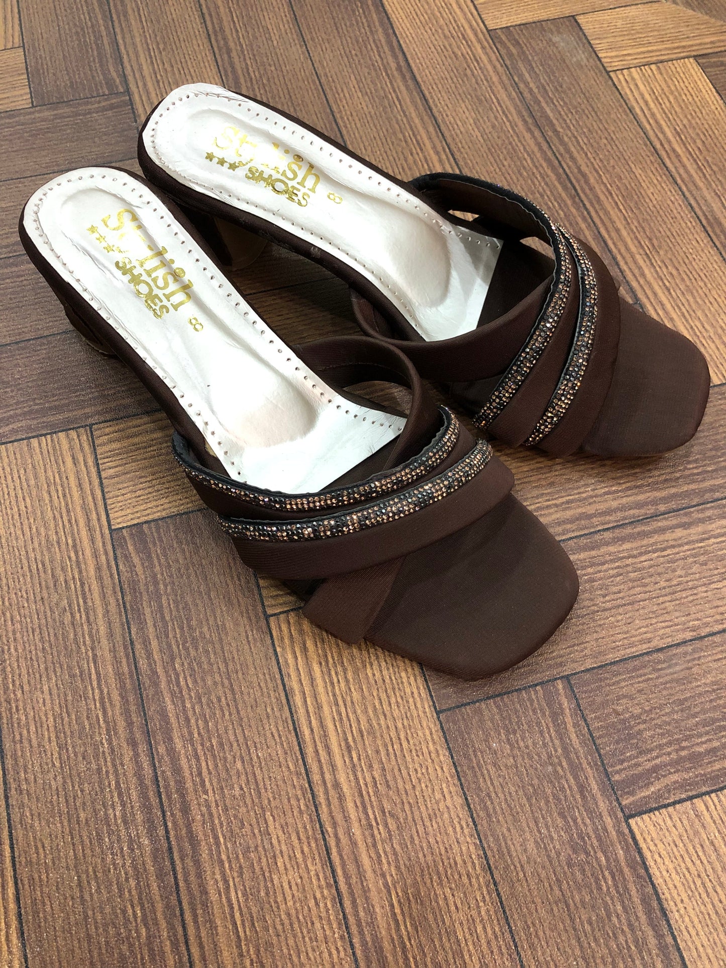 MM052- BLOCK HEEL