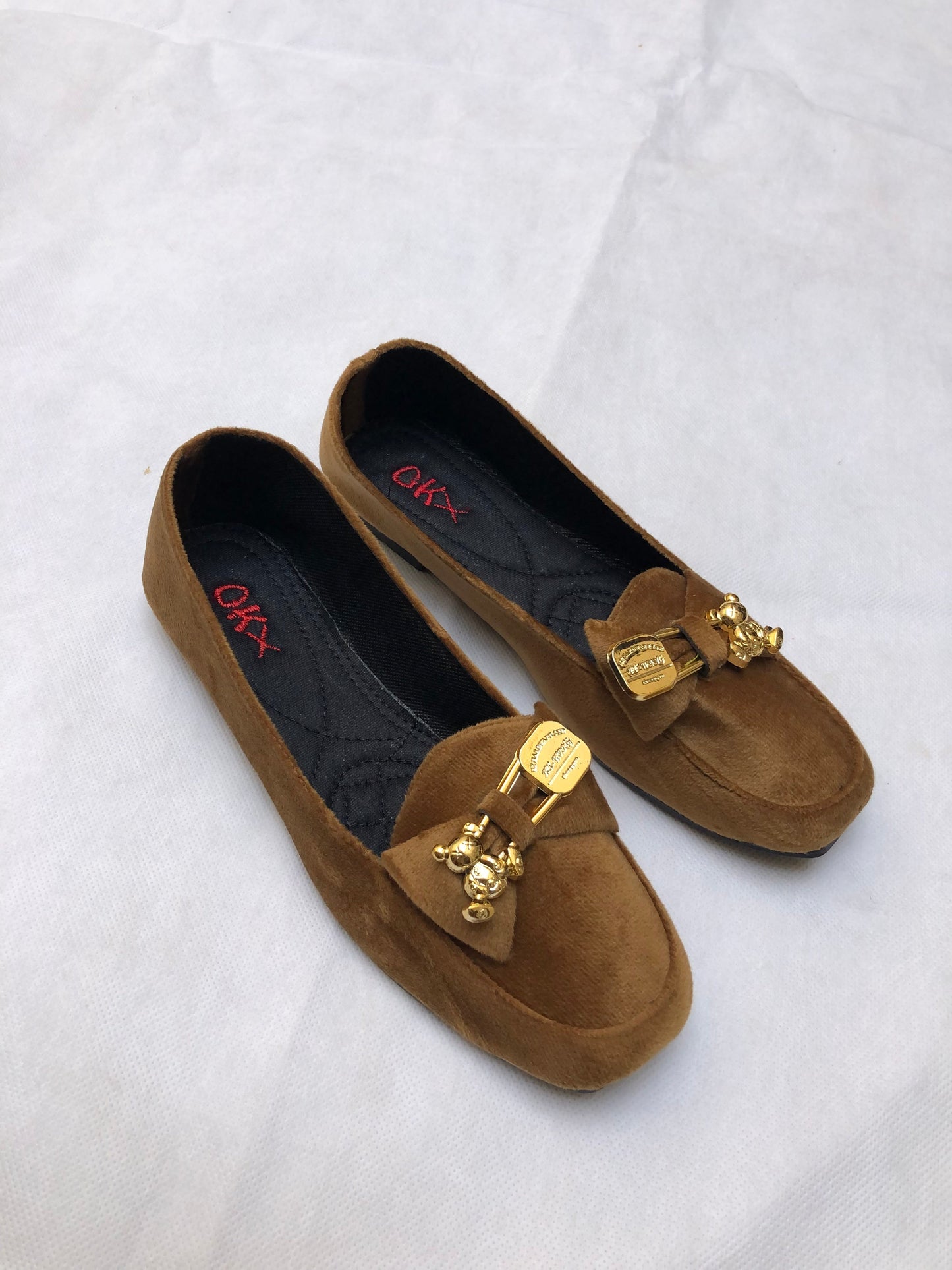 MM52-POSH PUMPS