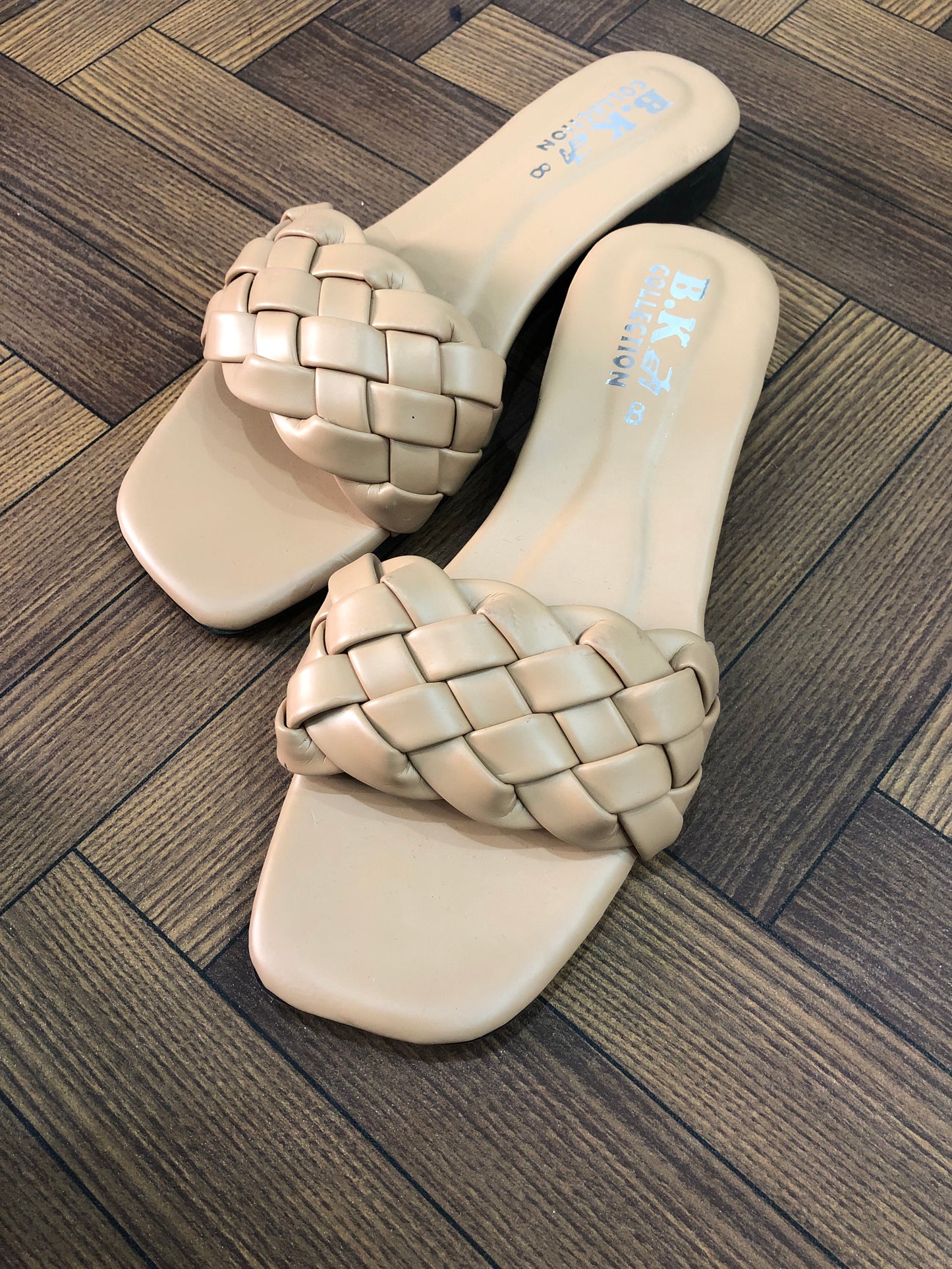 MM817-FANCY SLIDES