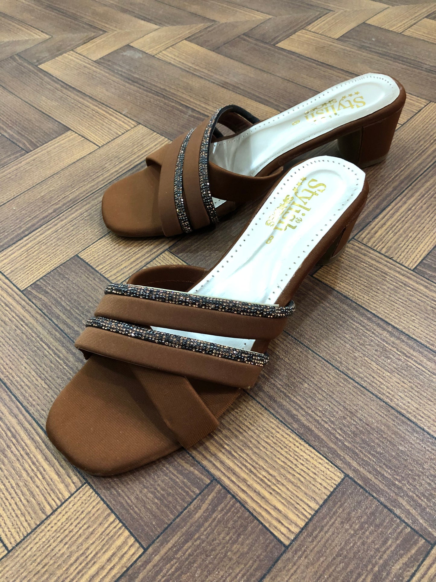 MM051- BLOCK HEEL