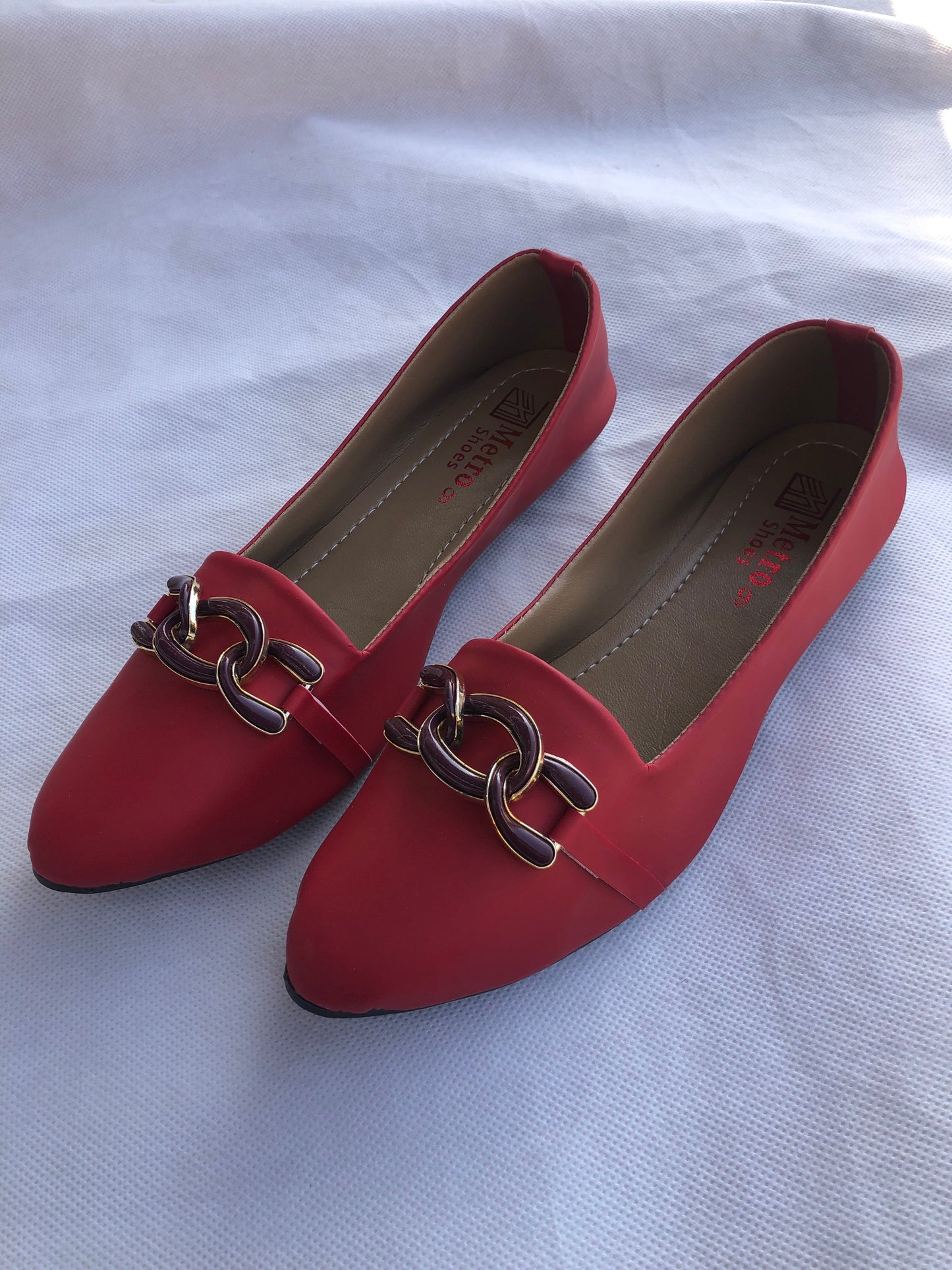MM48-POSH PUMPS