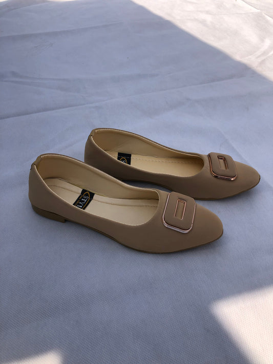 MM51- POSH PUMPS